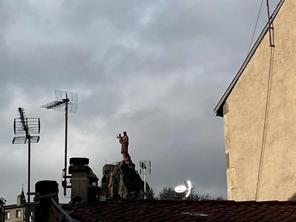 Grand appartement de la Verveine,160m2,terrasse,centre-ville Le Puy-en-Velay France